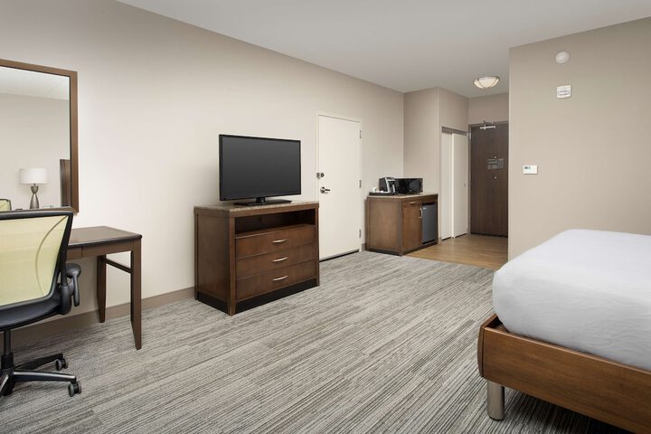 Room 36 of 48