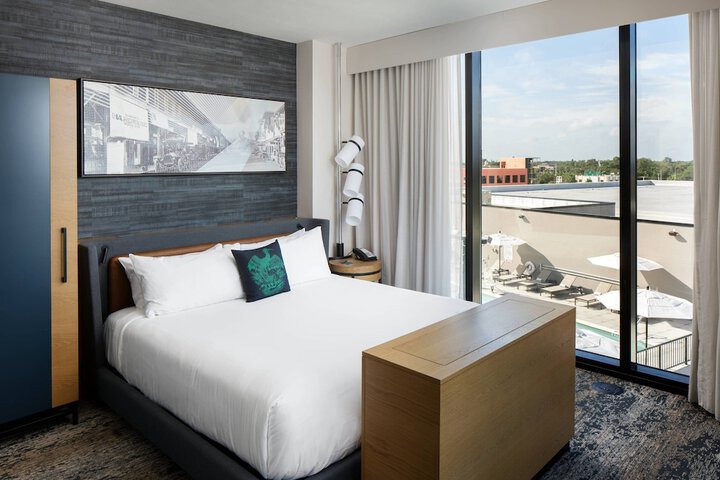 Luminary Hotel & Co. Autograph Collection