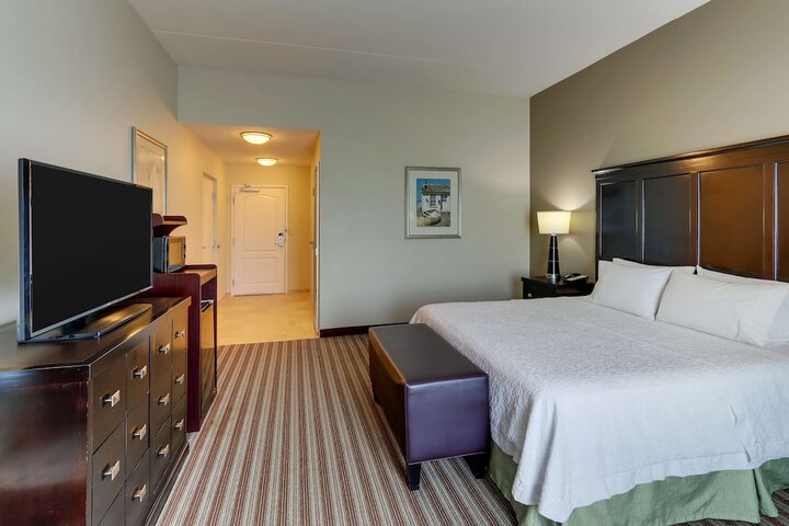 Room 17 of 59