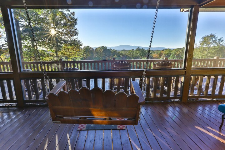 Eagles Breeze Nevaeh Cabin Rentals