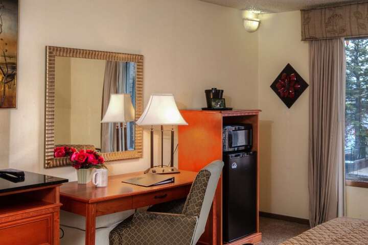 Room 14 of 18