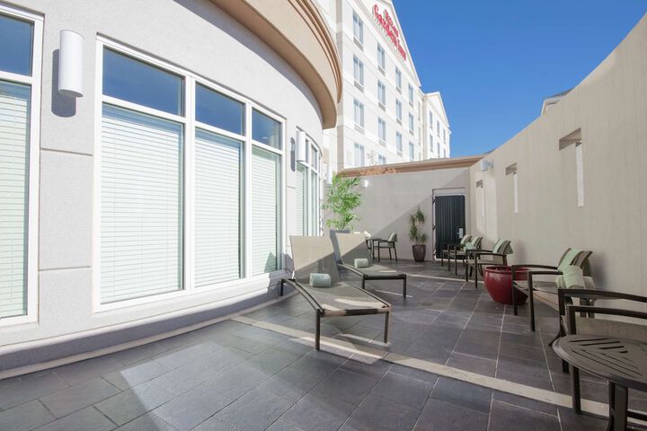 Hotel 5 of 72