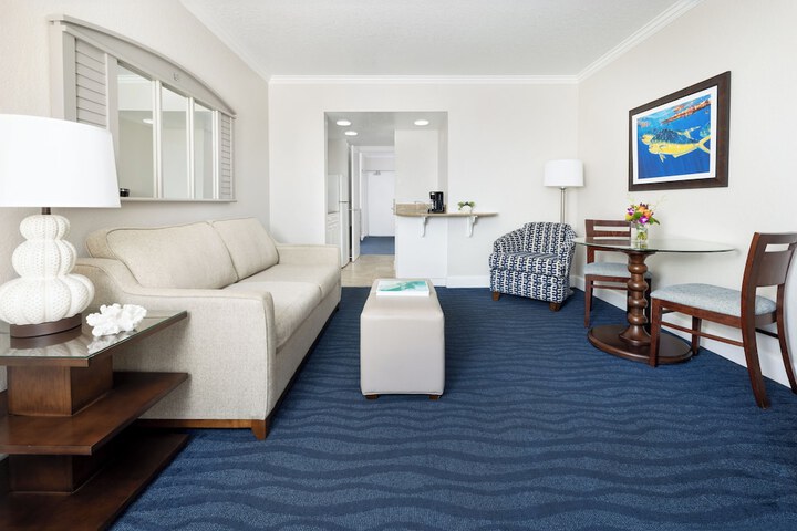 Room 46 of 80