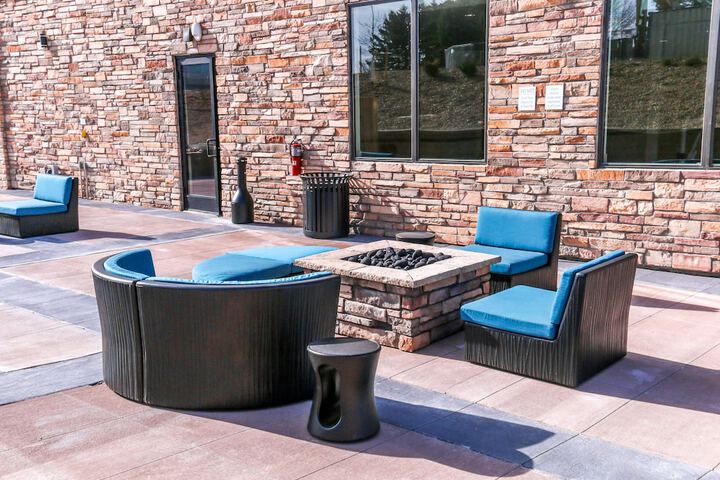 Holiday Inn & Suites Denver Tech Center-Centennial by IHG