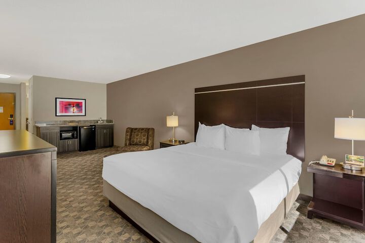 Comfort Inn Huntington near University area