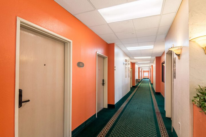 Room 16 of 45