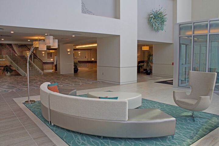 DoubleTree by Hilton Virginia Beach
