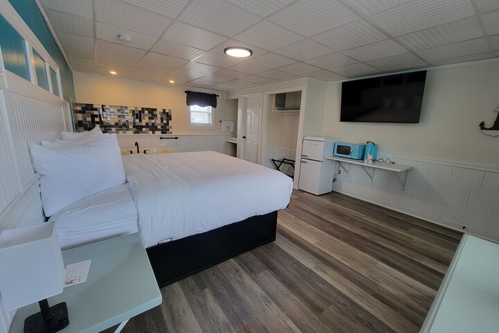 Room 30 of 63