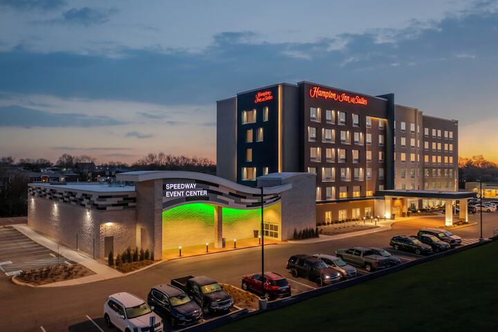 Hotel 3 of 32