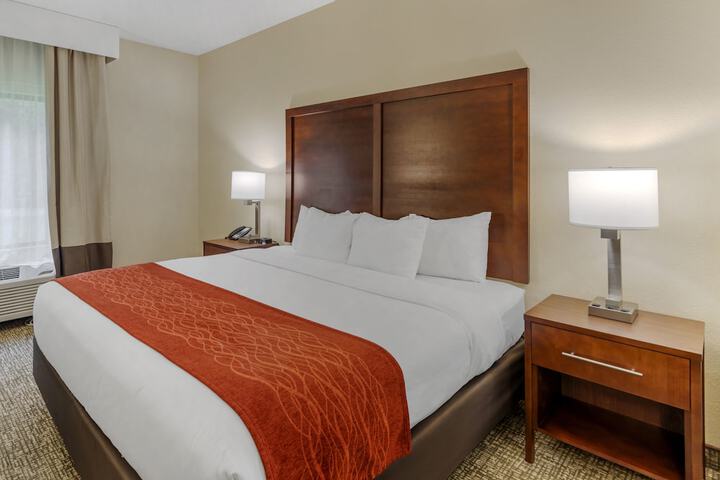 Room 15 of 27