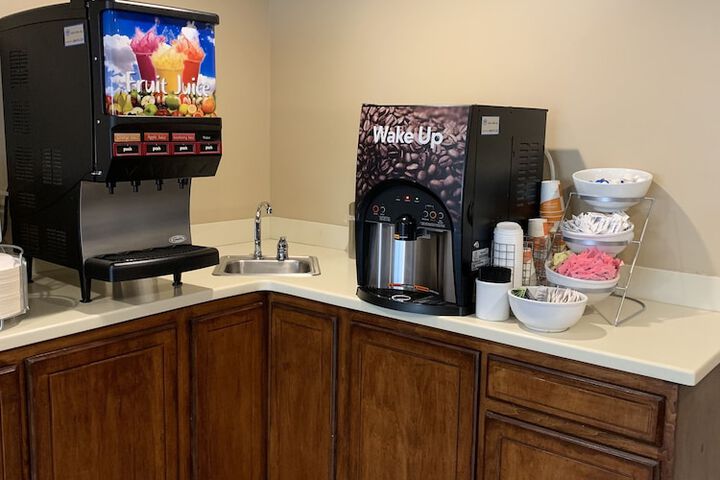 Breakfast/Coffee Service 53 of 62
