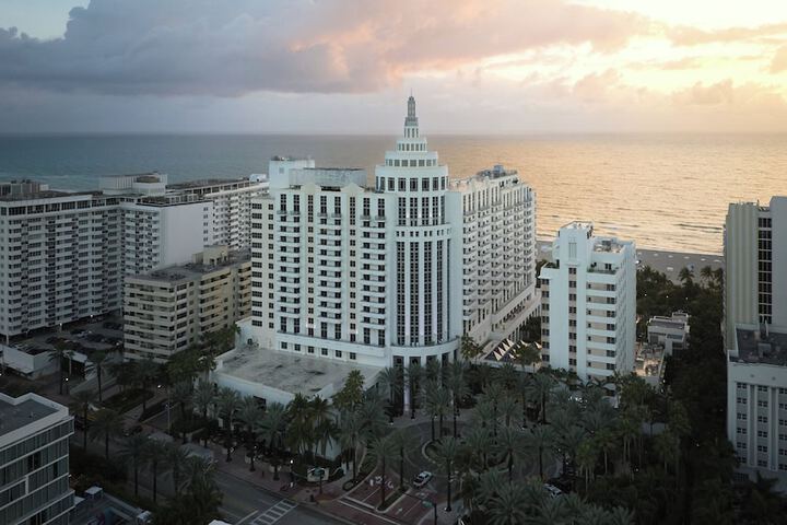 Loews Miami Beach Hotel – South Beach
