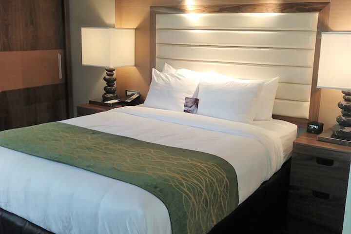 Room 14 of 40
