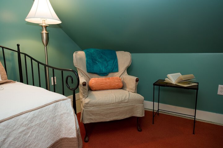 Room 53 of 88