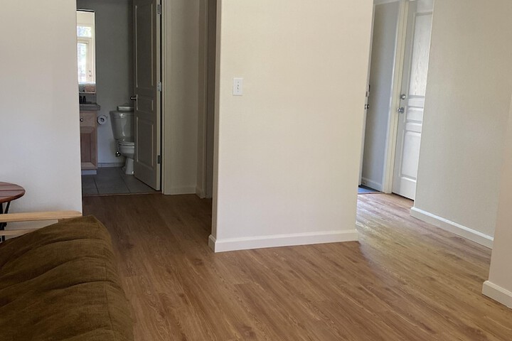 Room 12 of 19