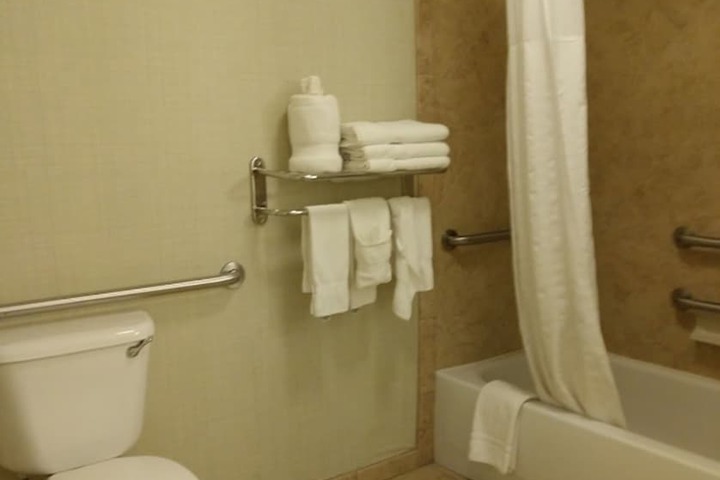 Comfort Suites Near Texas a & M University - Corpus Christi