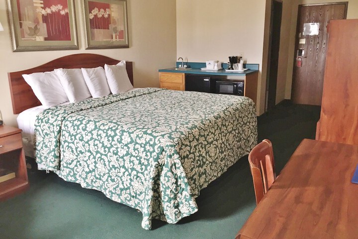 Room 25 of 45