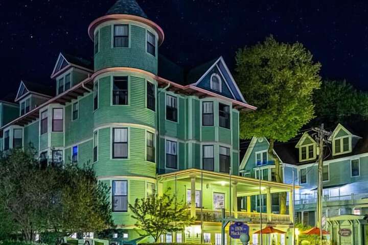 Hotel 27 of 113