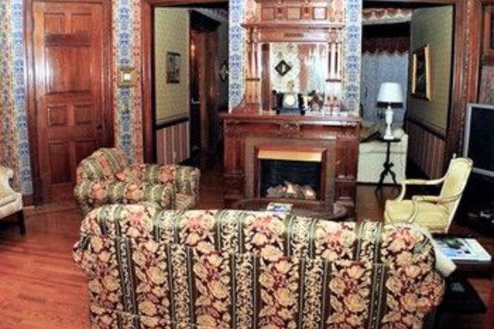 Herrold on Hill Bed and Breakfast