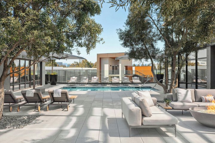 Pool 8 of 65