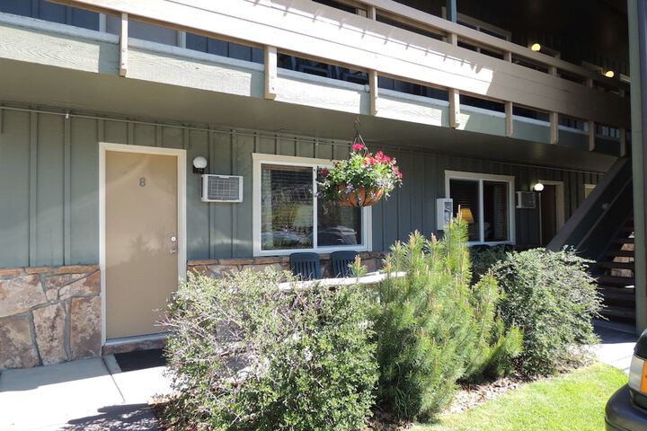 Hotel 7 of 21