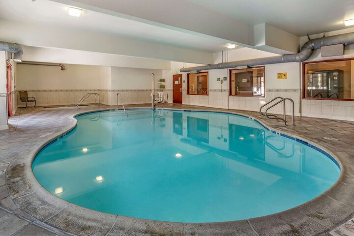 Pool 11 of 52