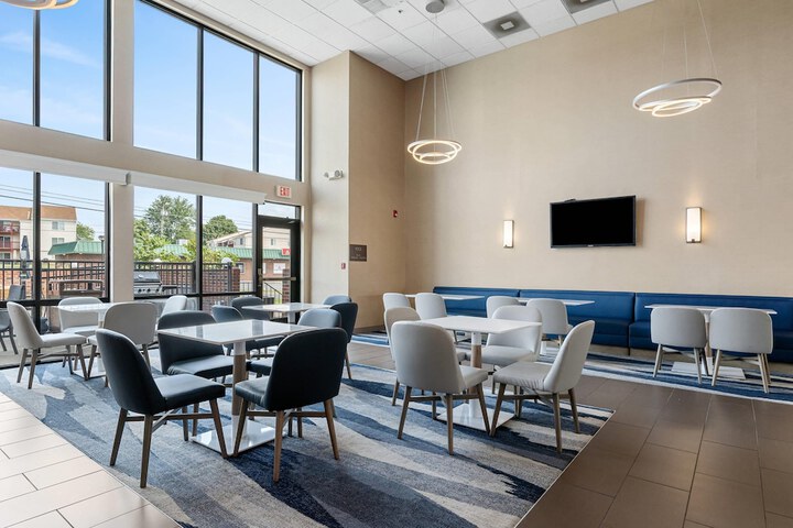 Comfort Inn Aikens Center