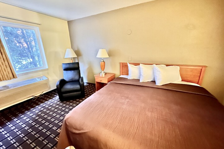 FairBridge Inn & Suites Kellogg