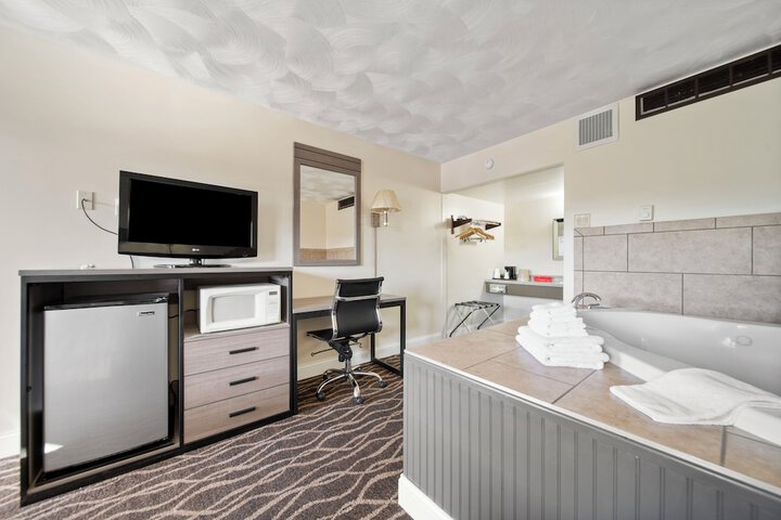 Room 38 of 38