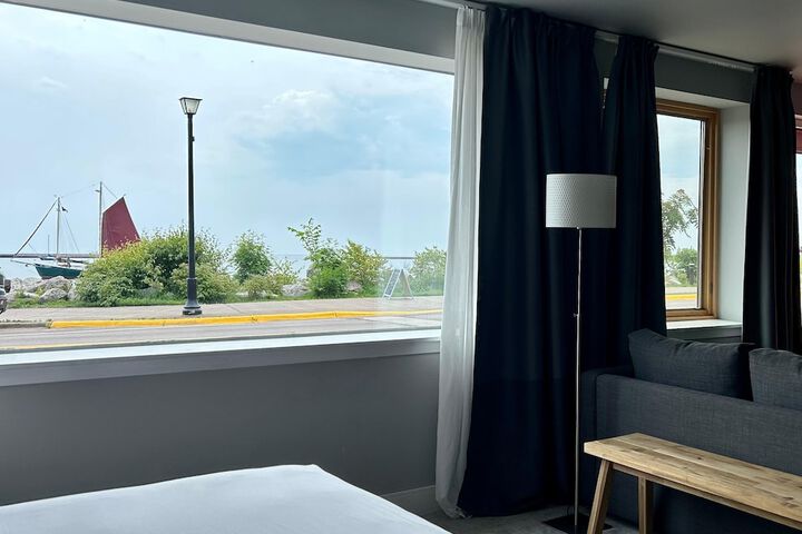 Harbor Inn Self Check-in Hotel