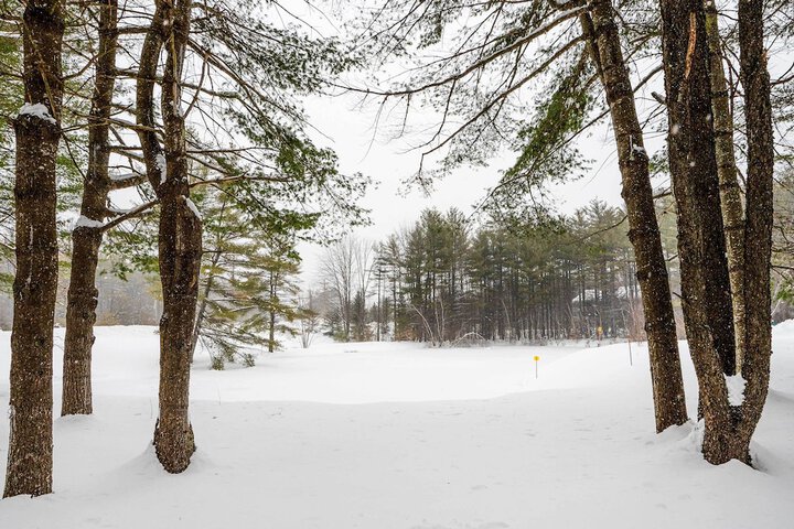 3 Mi to Story Land: All-season Family Condo