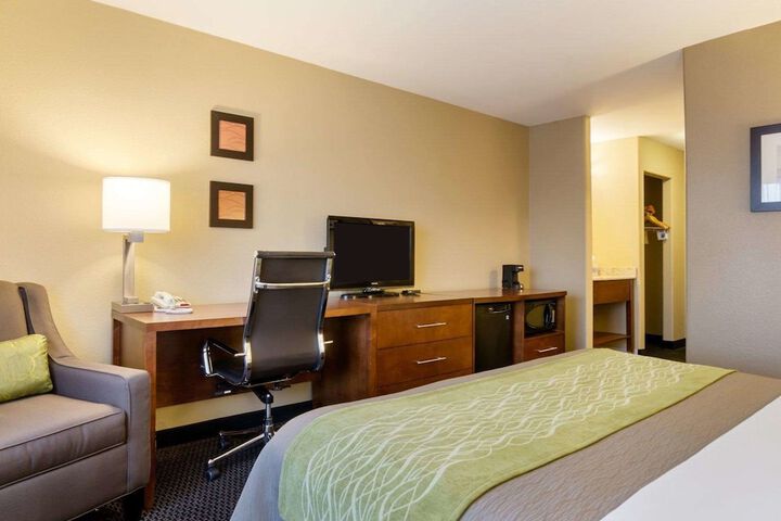Comfort Inn Garden City