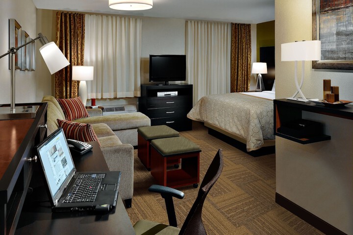 Staybridge Suites Tomball - Spring Area by IHG