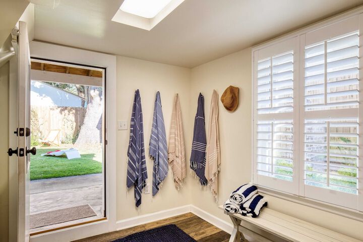 Palmetto by Avantstay Gorgeous Character Home w / Pool Sun Room & Pool Table!
