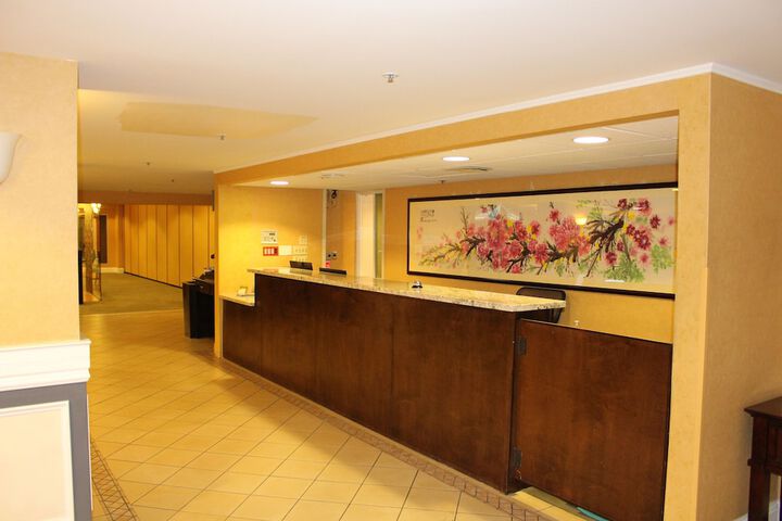 Hotel Interior 14 of 39
