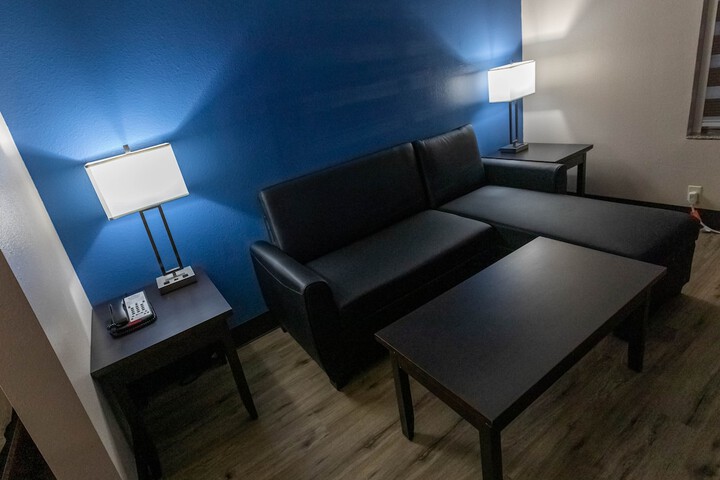 Room 116 of 170