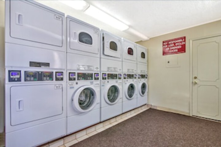 Room 8 of 22