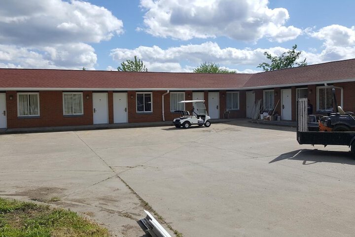 Budget Inn