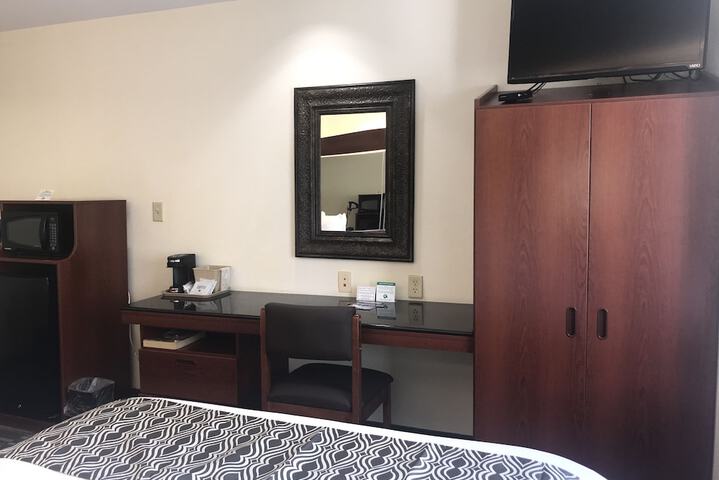 Room 44 of 67