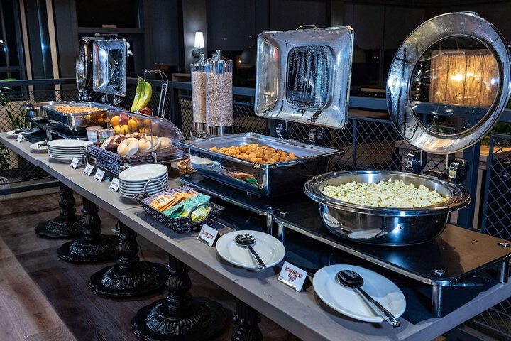 Breakfast/Coffee Service 52 of 74