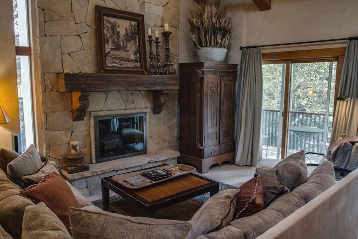 The Lodge at Vail a RockResort by Vail Resorts