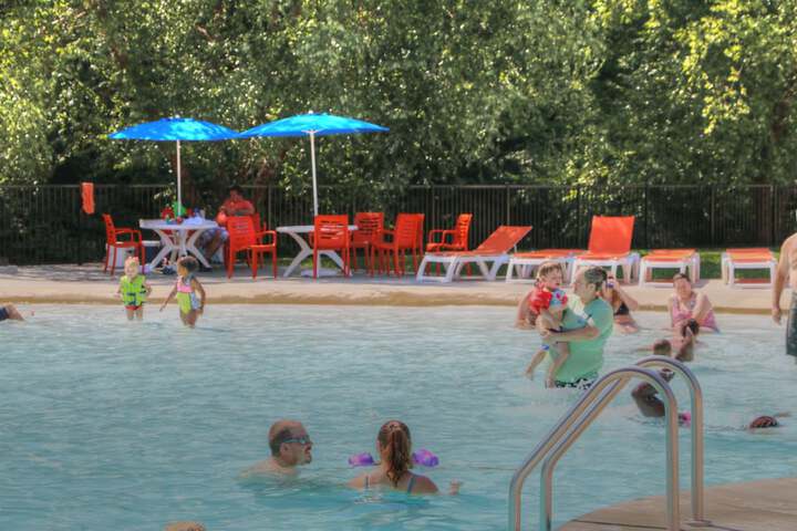 Country Cascades Waterpark Resort
