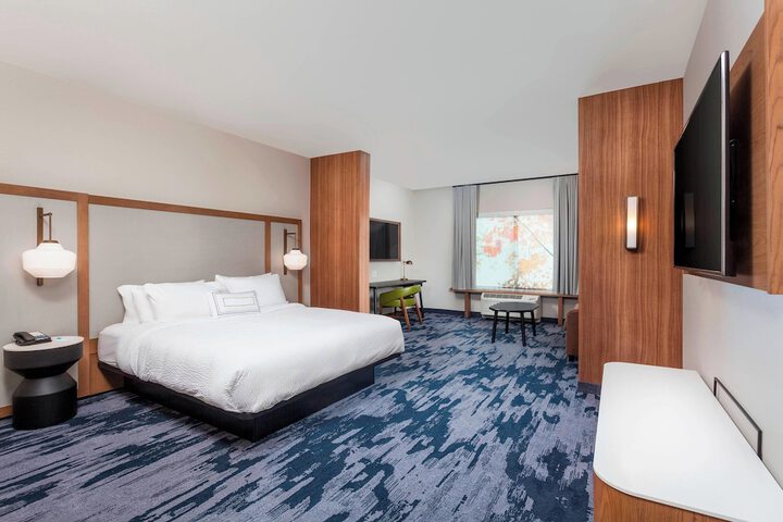 Room 19 of 30