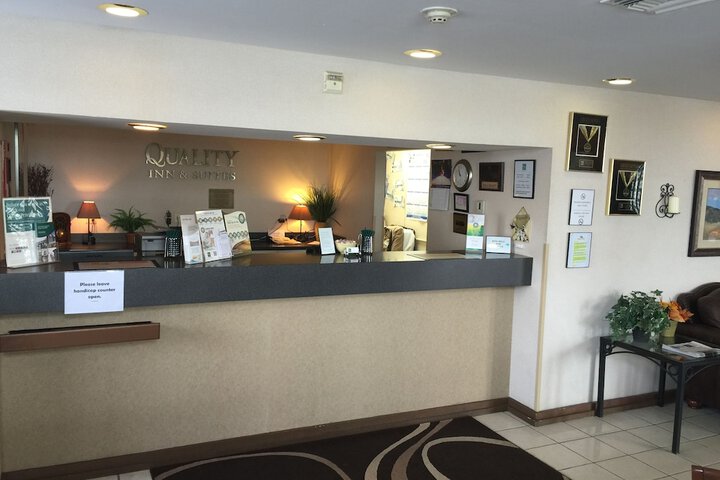 Quality Inn & Suites Silverthorne - Copper Mountain