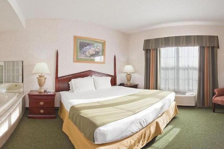 Holiday Inn Express Hotel & Suites Bad Axe by IHG