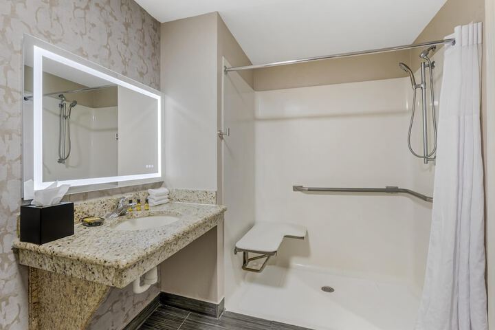 Best Western Plus Sanford Airport / Lake Mary Hotel