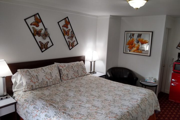 Room 26 of 42