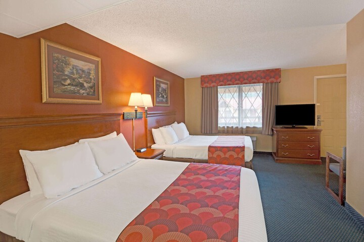 Room 25 of 35