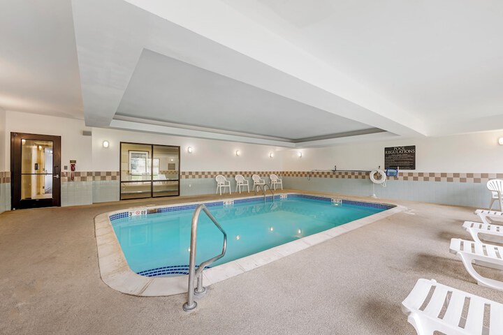 Pool 4 of 38