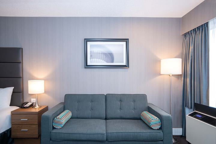 Room 40 of 48